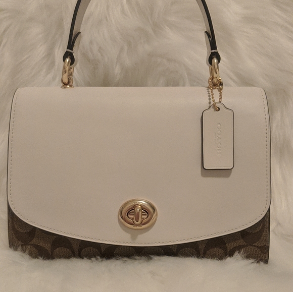 Meet your Posher, Michelle - Picture 5 of 7